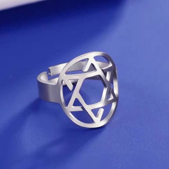 Star Of David Adjustable Ring - Picture 3 of 5